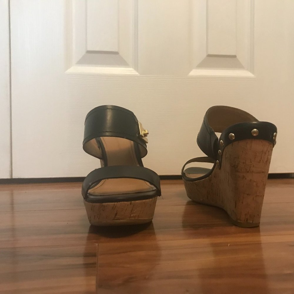 Tommy Hilfiger black wedge sandals size 7